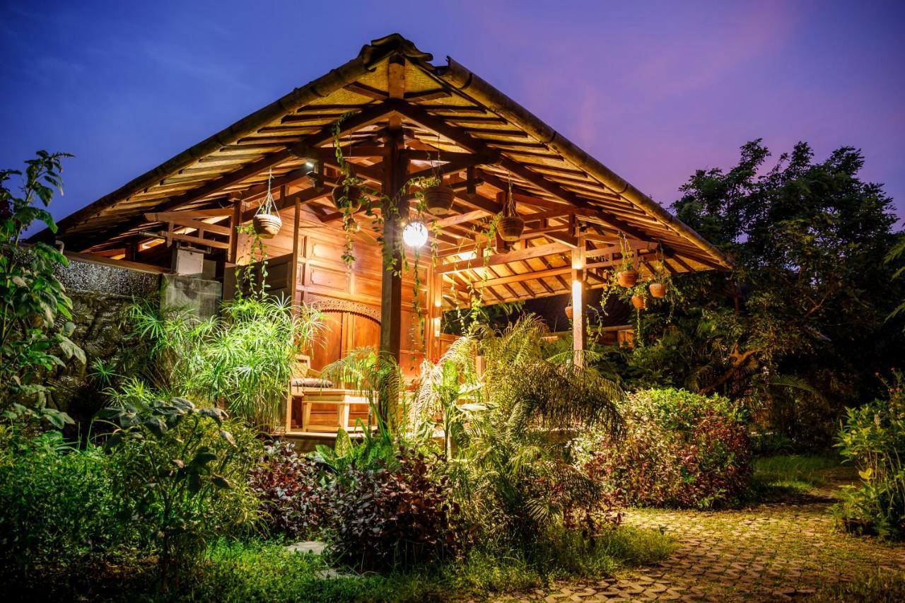 Yabbiekayu Eco-Bungalows Yogyakarta Exterior foto